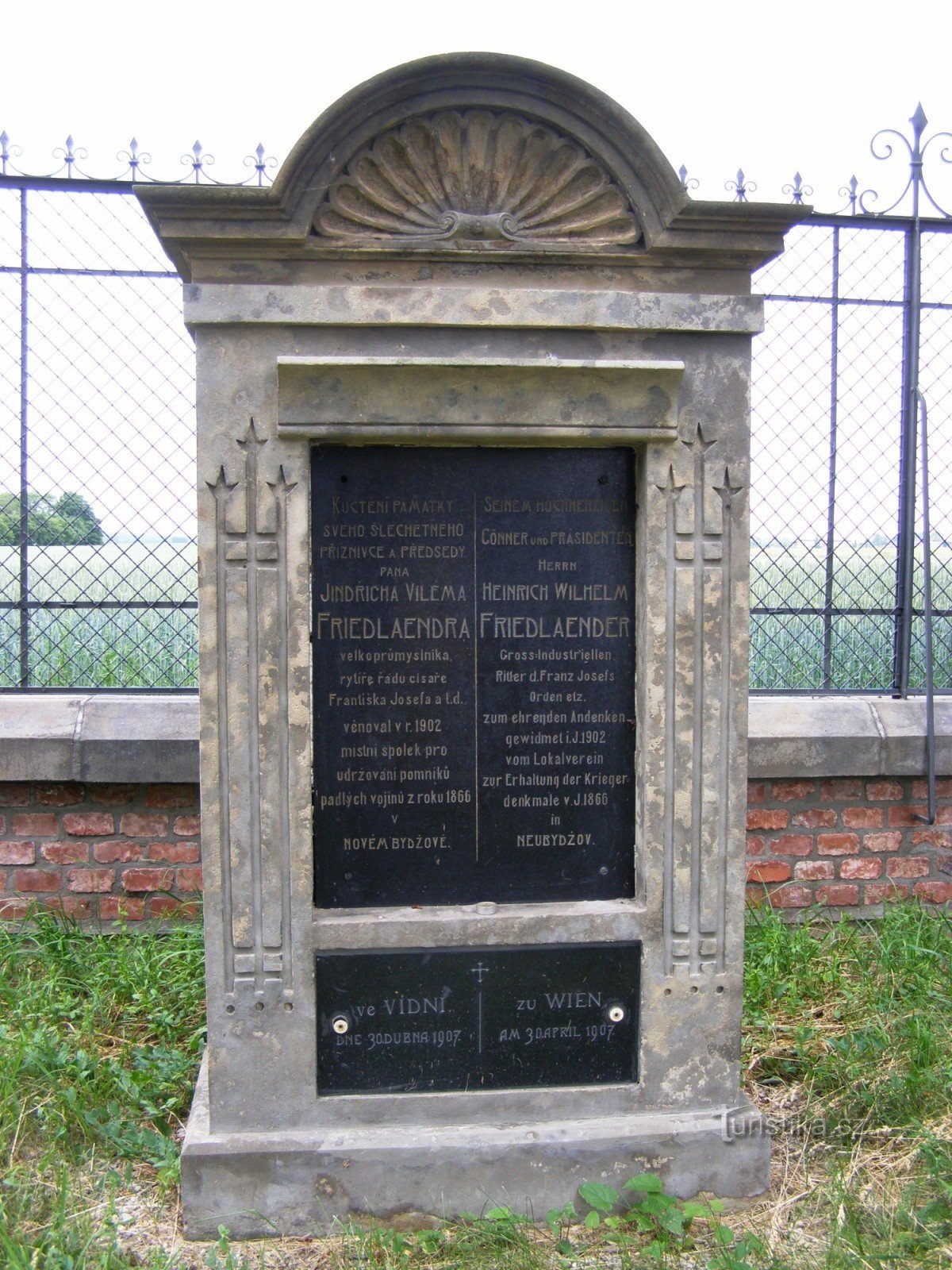 Nový Bydžov - cementerio militar de la batalla de 1866