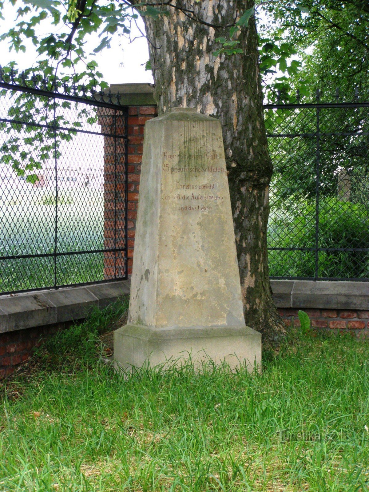 Nový Bydžov - cementerio militar de la batalla de 1866