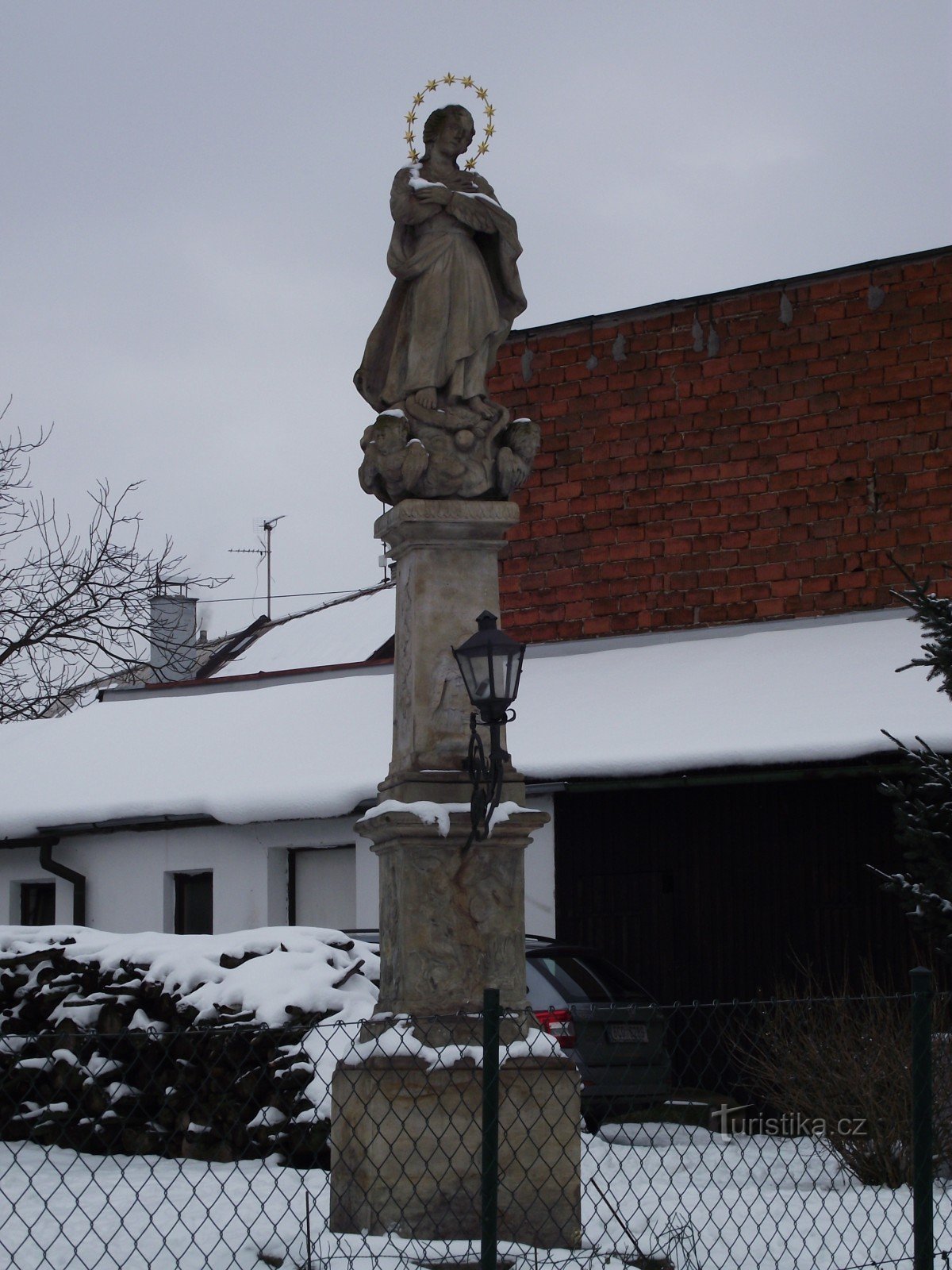 Nový Malín – Statue der Unbefleckten Jungfrau Maria