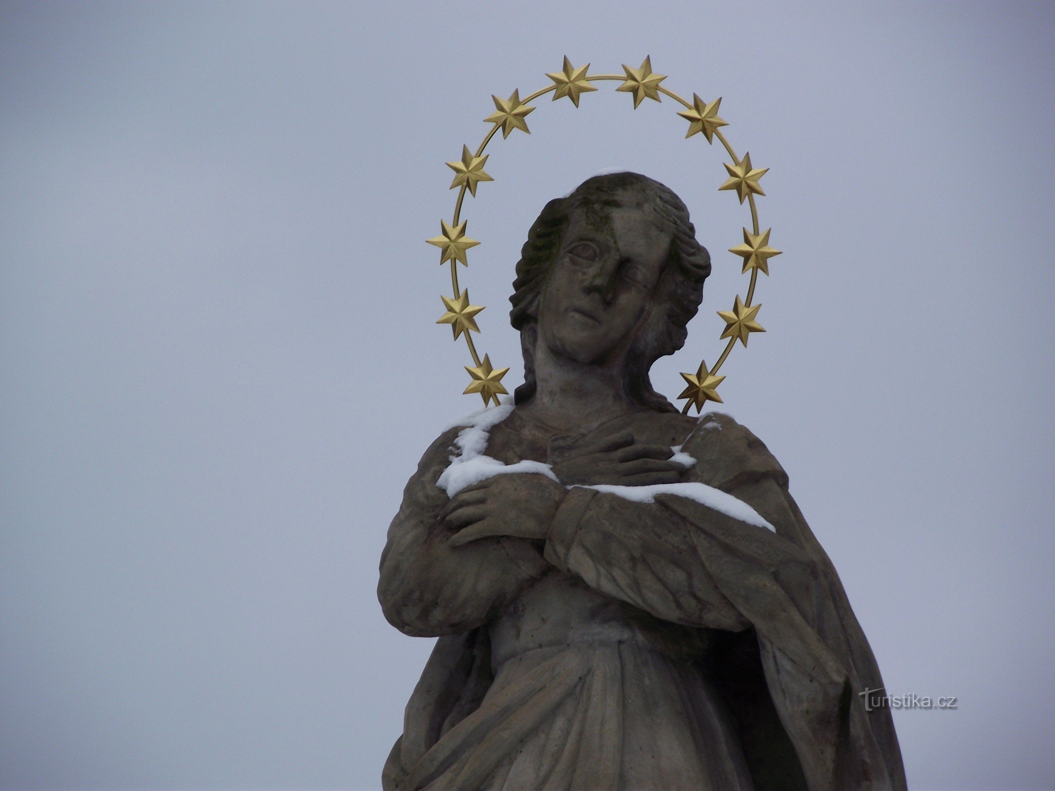 Nový Malín – figura Matki Boskiej Niepokalanej
