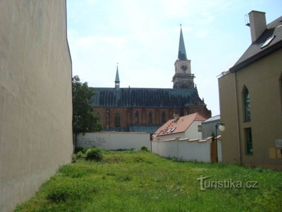 Nymburk-Church of St. Giles from Palacký trýda-Photo: Ulrych Mir.