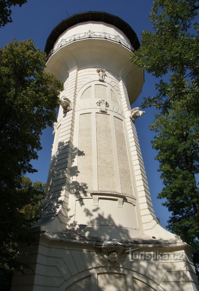 Nymburská vodárenská věž