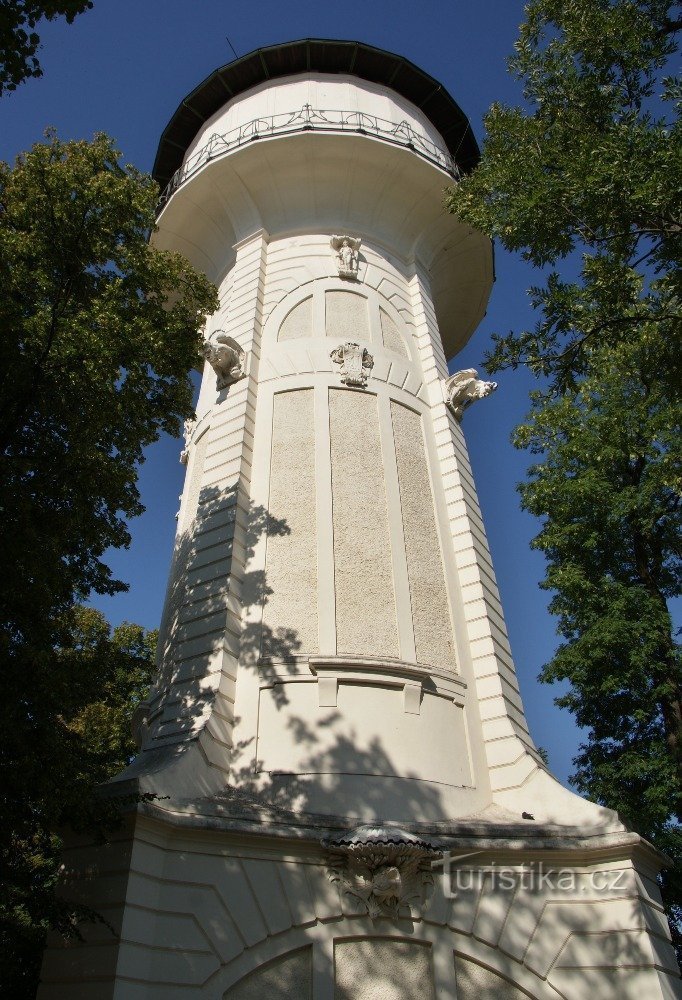 Nymburská vodárenská věž