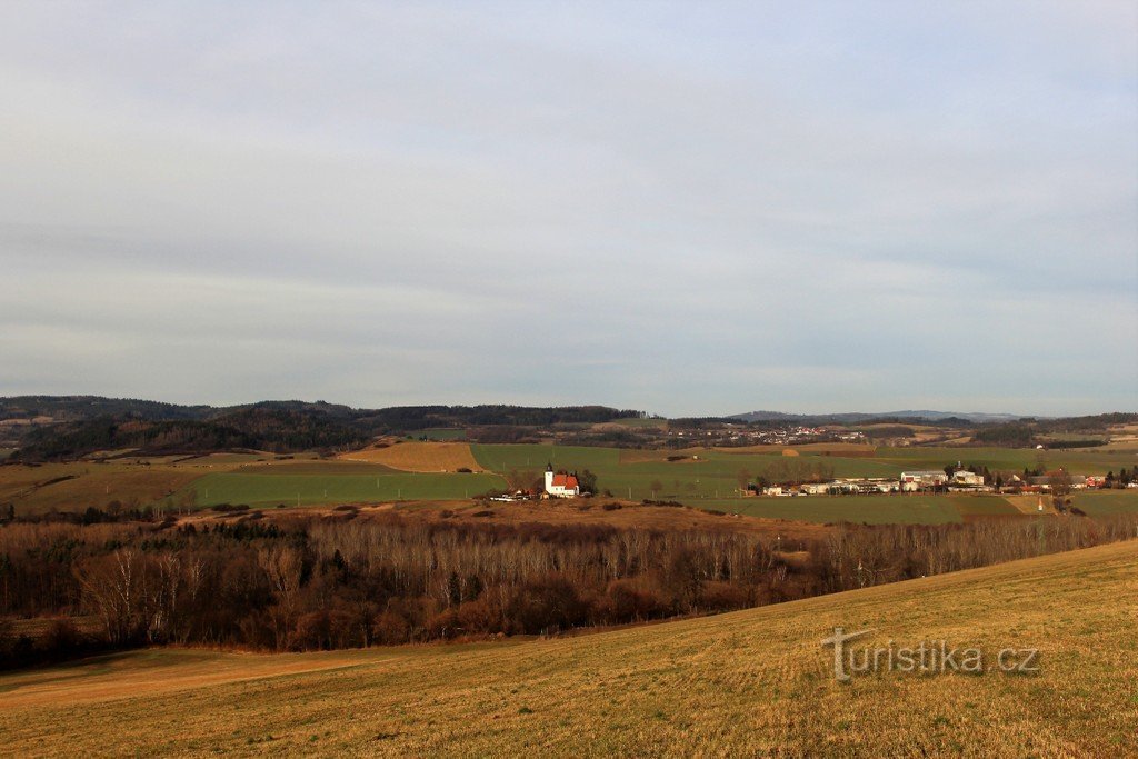 Die Dörfer Čejkovy, Tedražice und die Kirche auf Zdouni