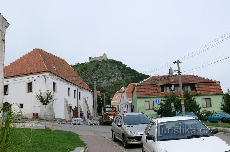 Pavlov falu