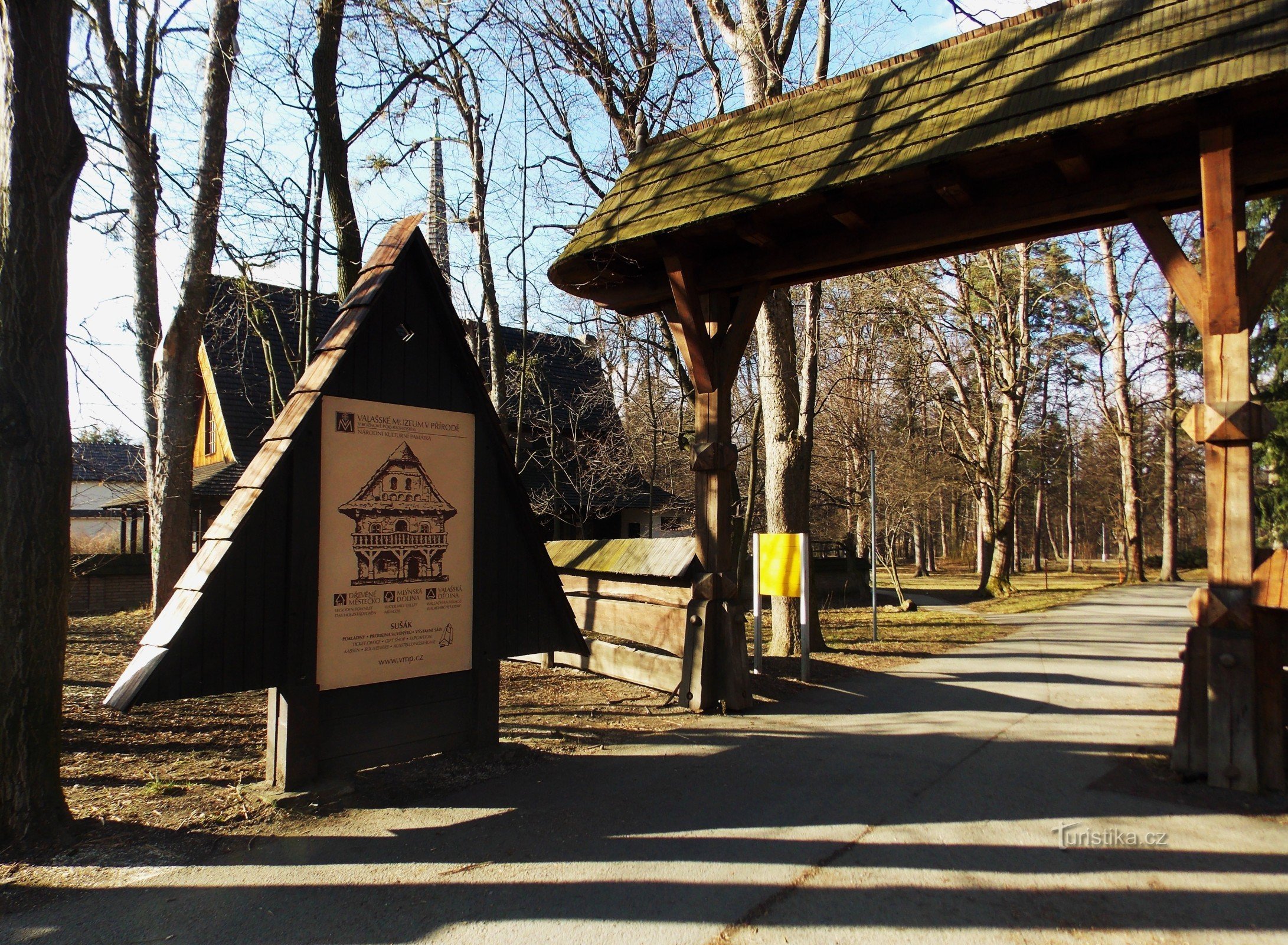 Objekte der Holzstadt in Rožnov pod Radhoštěm