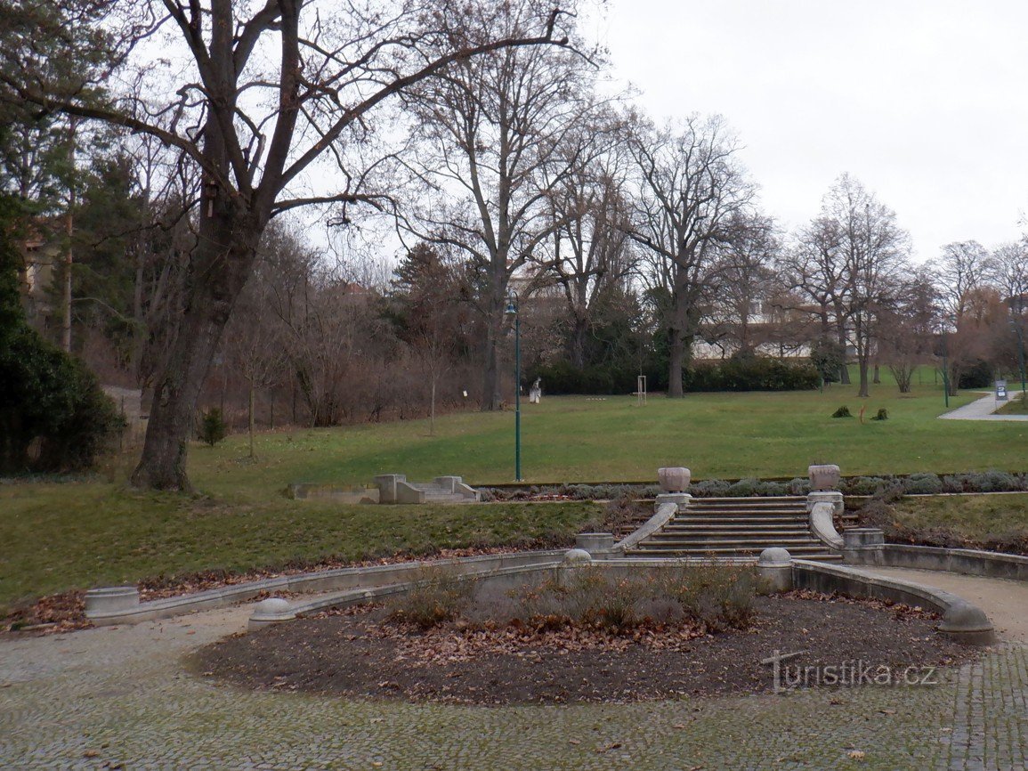 Bilder aus Brünn - Familie, die vor hundert Jahren in der Stadt lebte II - Villa Tugendhat