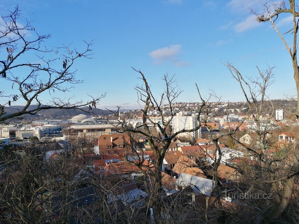 Foto's vanuit Brno - uitzichtpunten III - Altán nad Svratkou en Mahenova stráň