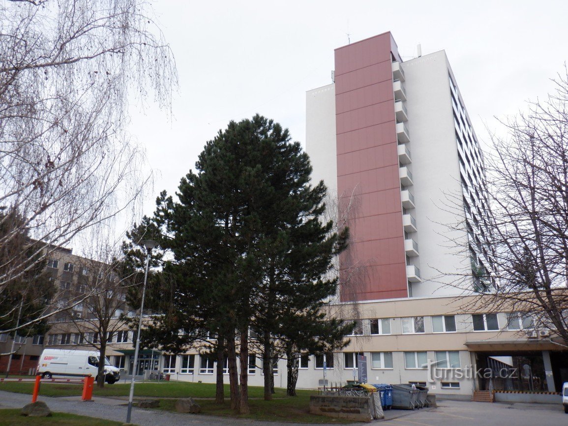 Εικόνες από το Μπρνο - πανεπιστημιακούς κοιτώνες, Čtverec και Ambra