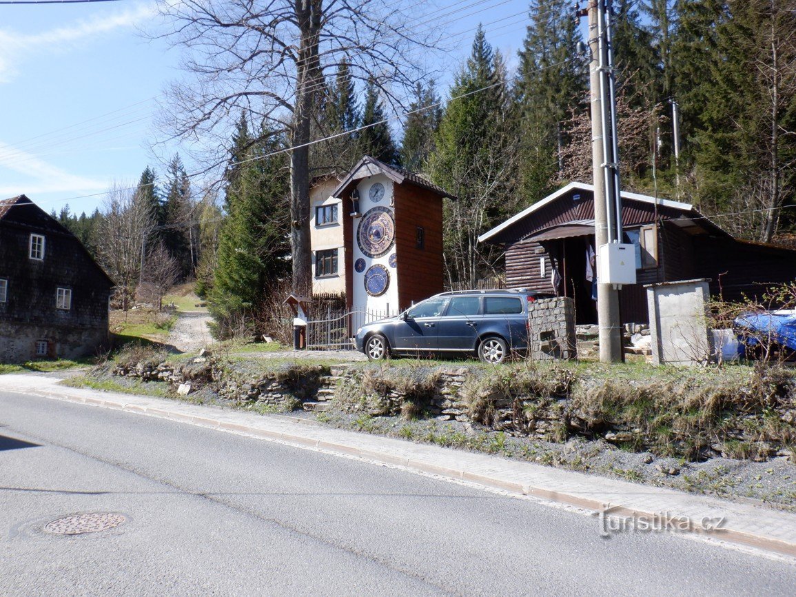 Obrázky ze Šumavy – Hojsova Stráž a Šumavský orloj