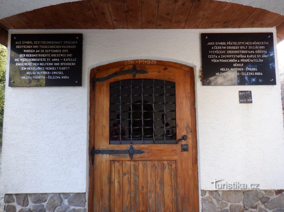 Foto's uit Šumava - Sint-Annakapel in Železná Ruda