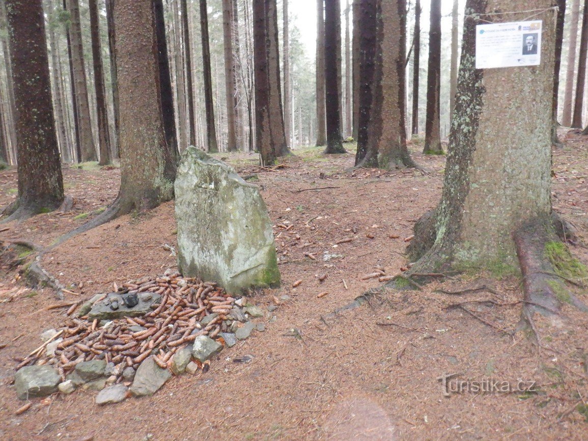 Képek a Šumava - Železná Rudáról és az Adolf Kašpar emlékműről