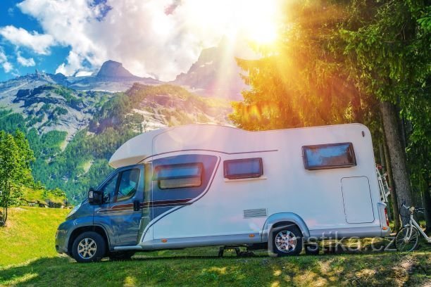 Motorhome hay đoàn lữ hành?