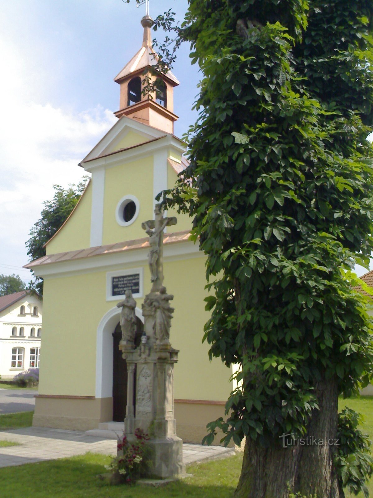 Očelice - Chapelle de St. Pierre et Paul