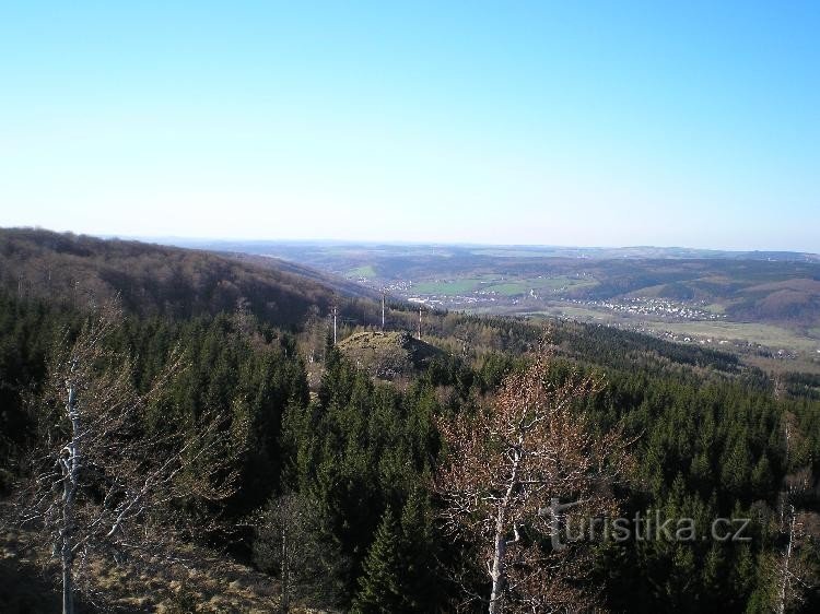 from the masts: On the right is the border town of Brandov, the others are local parts of Olbern