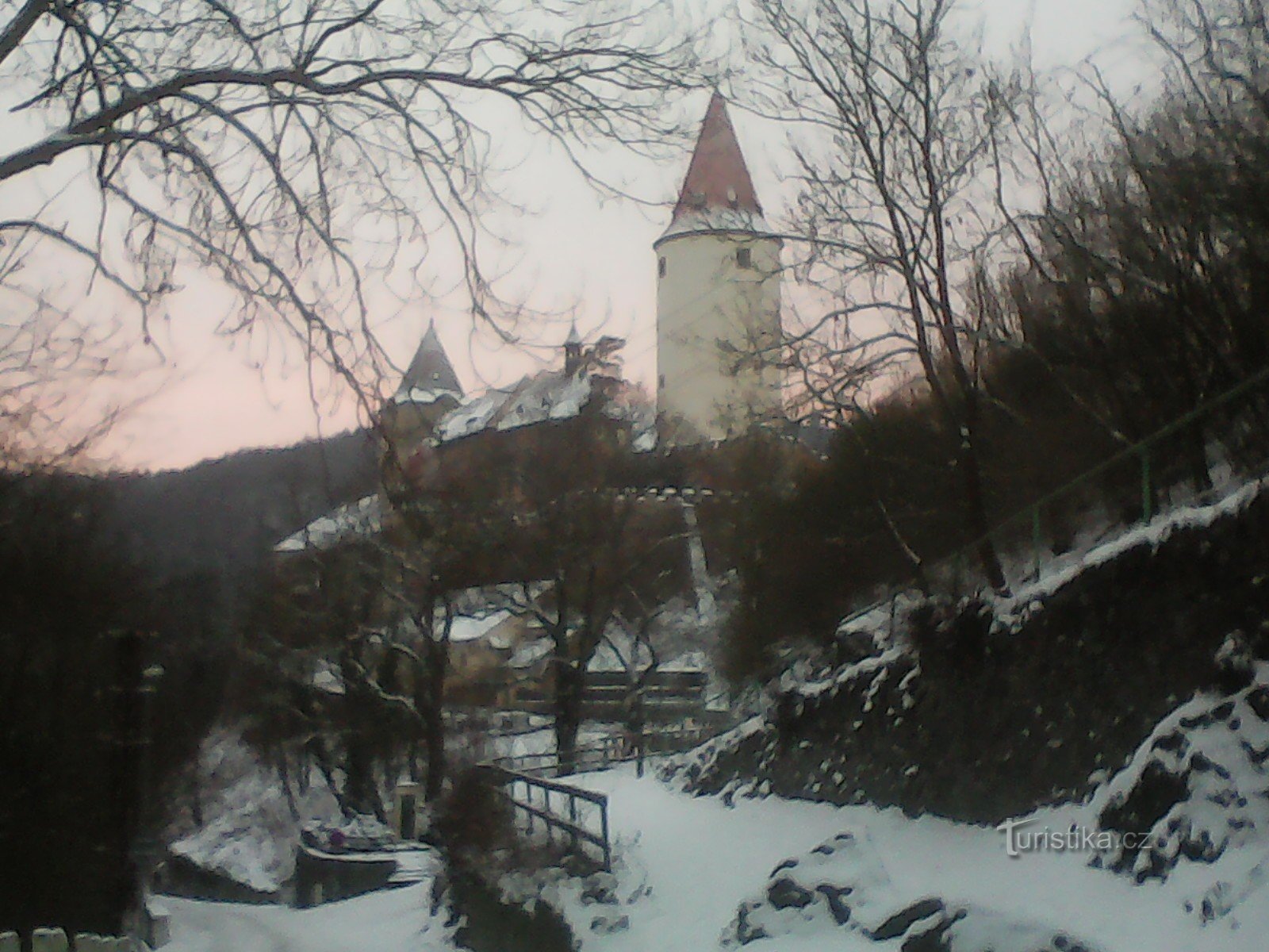 DE CHÂTEAU EN CHÂTEAU OU DE FURT À ROUGE DE LÁN À KRIVOKLÁT