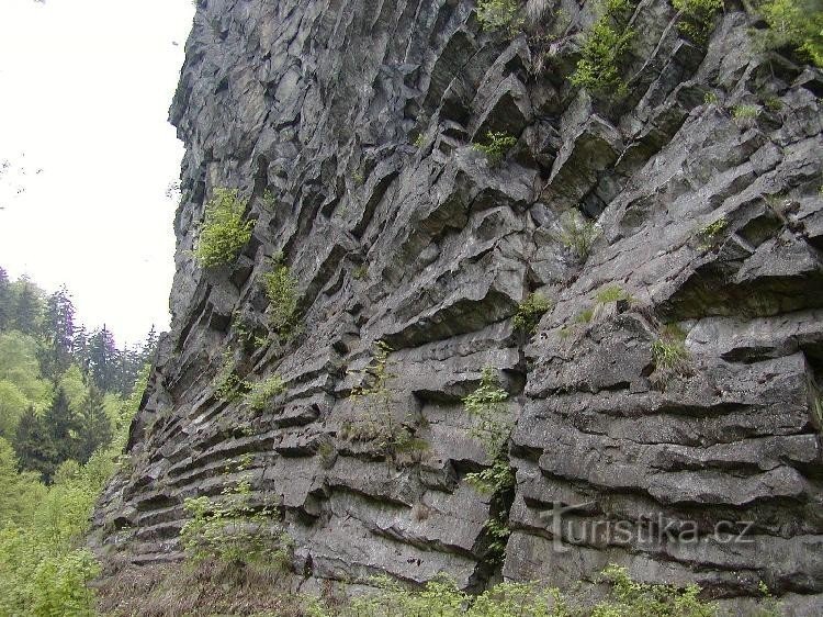 廃城の露頭