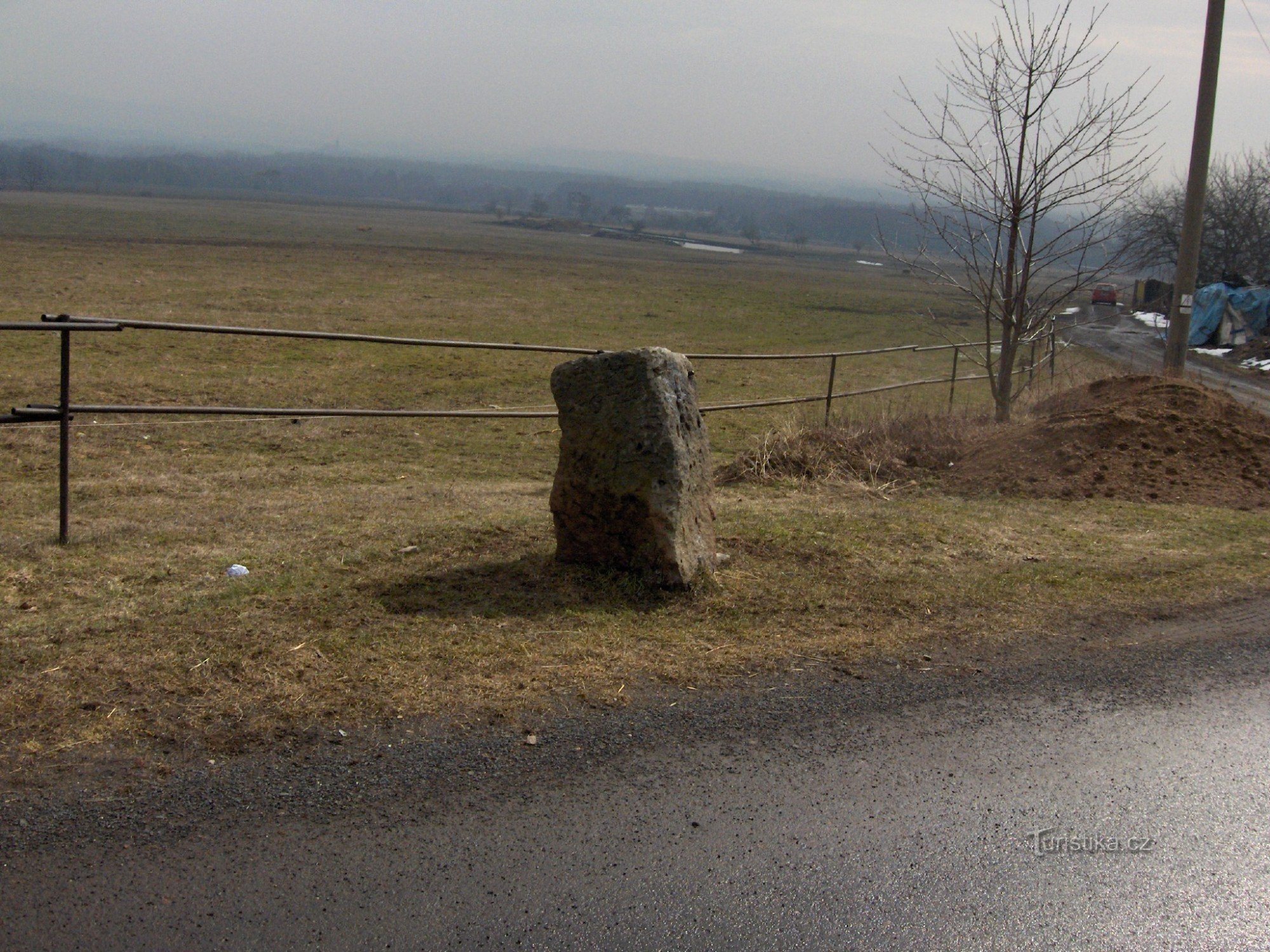 odpočivný kámen u Domoslavic