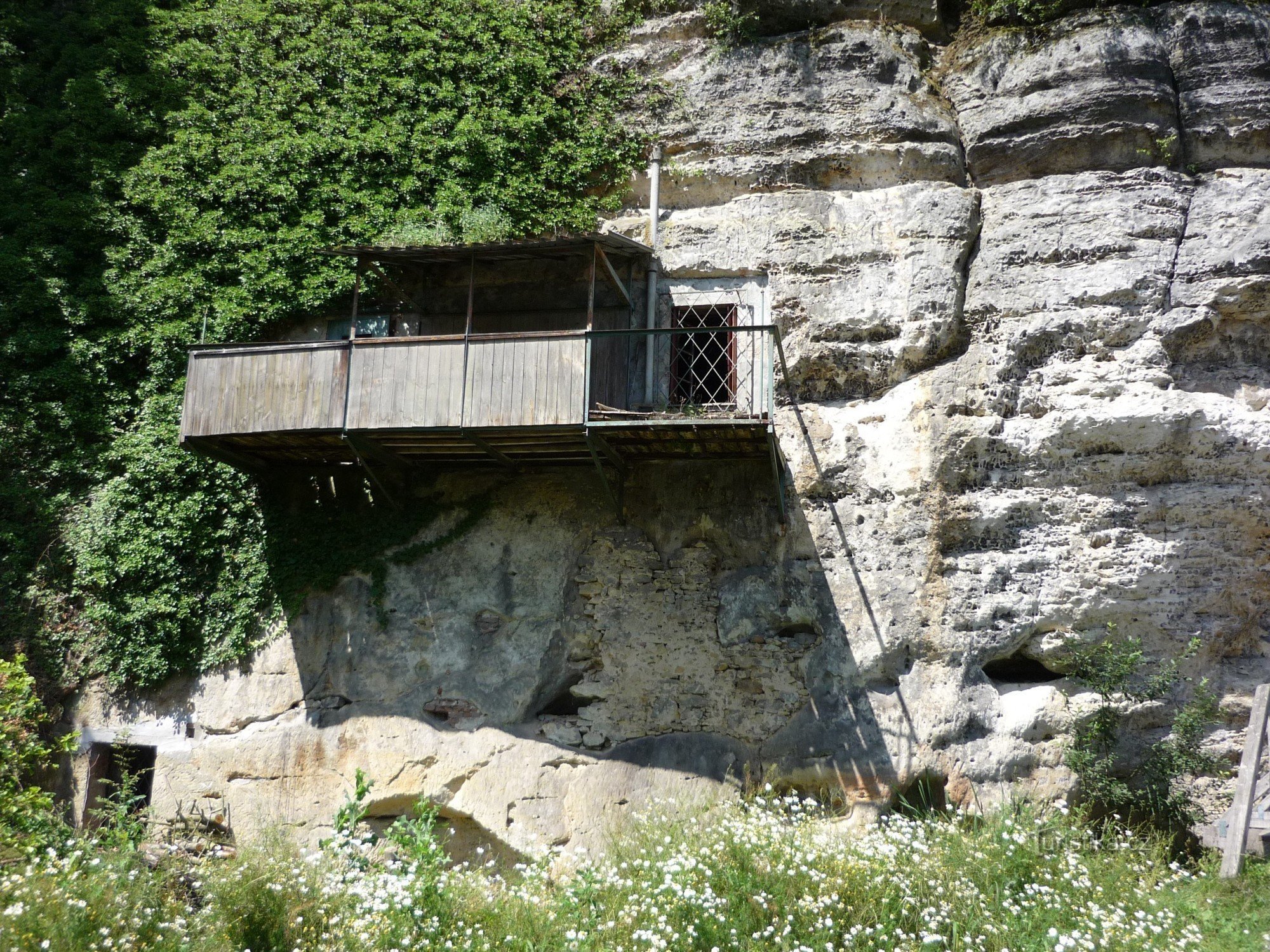 Environs du lac à Harasov