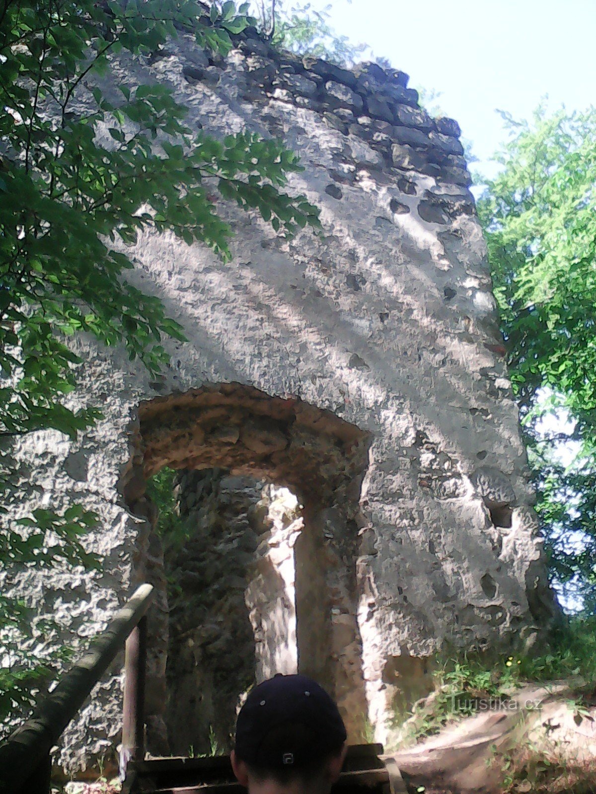 AROUND HAMRU ON THE LAKE - THROUGH THE CASTLE RUINS, THE ROCK CASTLE AND THE BLACK POND