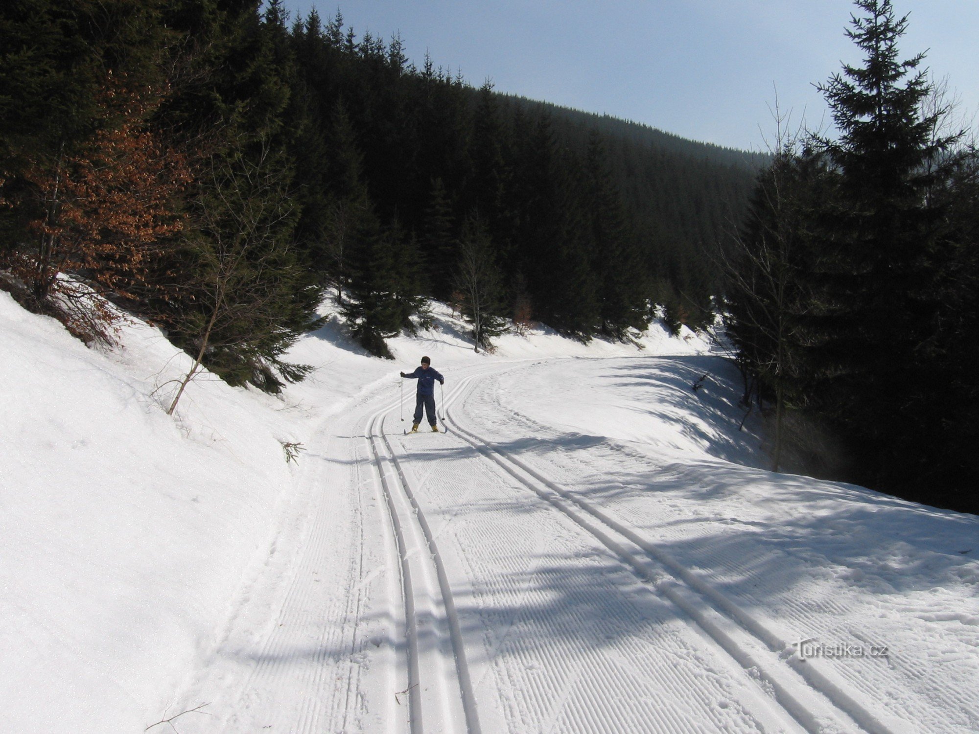 În jurul orașului Zmrzlý - martie 2012