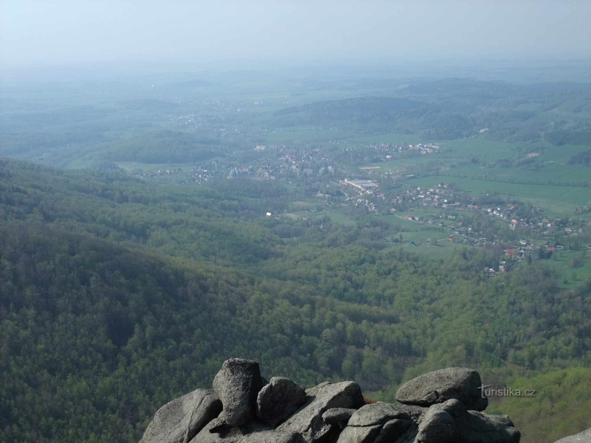 The charming Frýdlant battlements