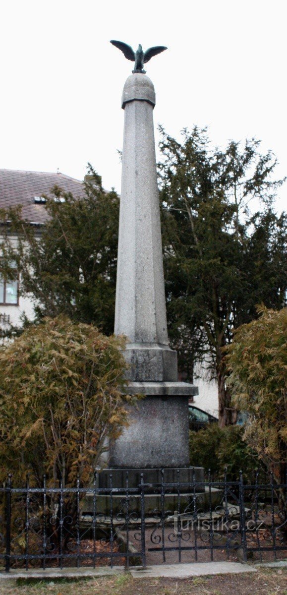 Olbramovice - monument to the fallen