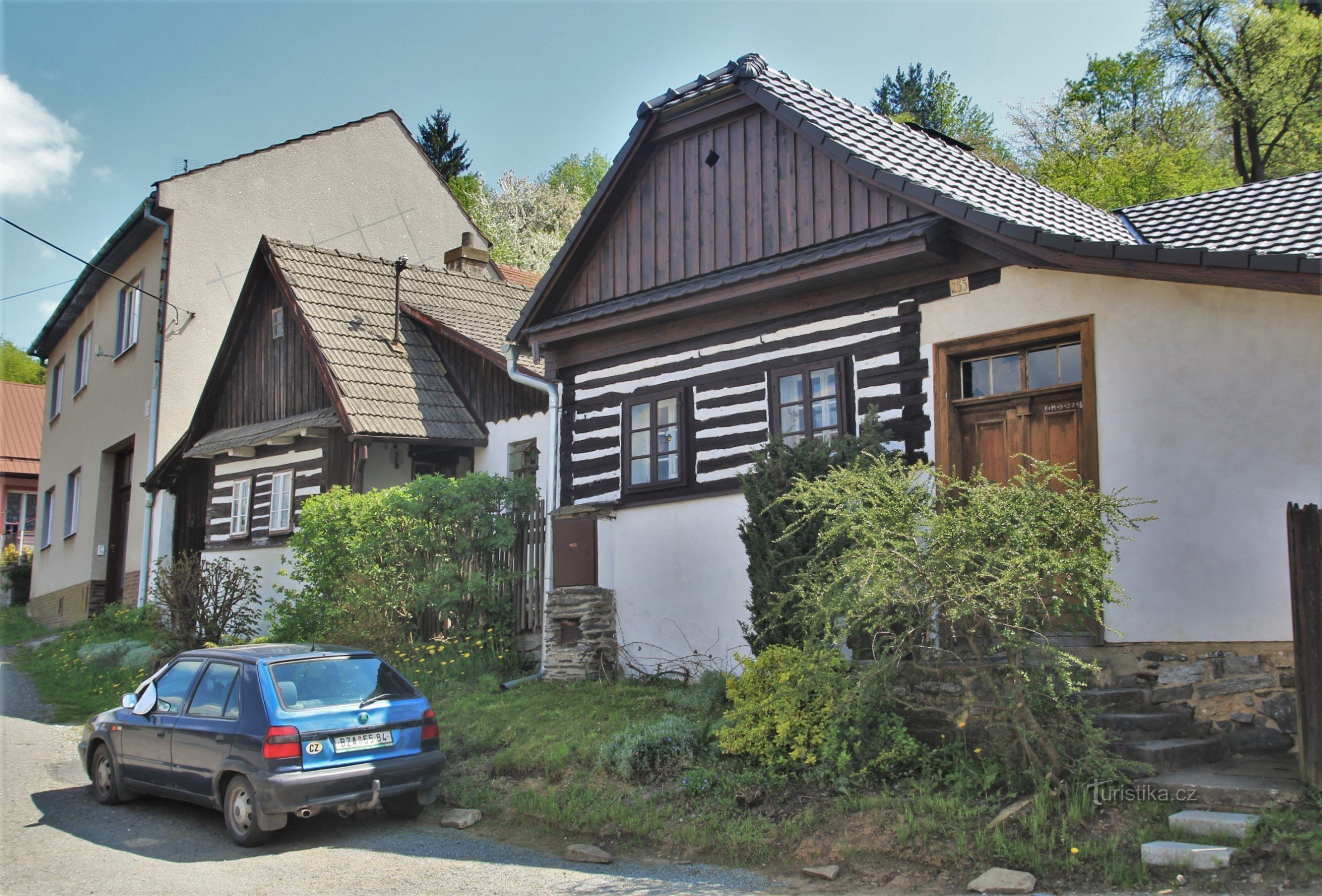 Olešnice - drewniany dom w miejscowości Horní Vejpustek