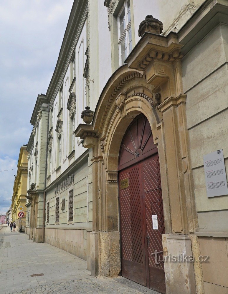 Olomouc – Casa da Guarnição (antigo quartel e escola de cadetes)