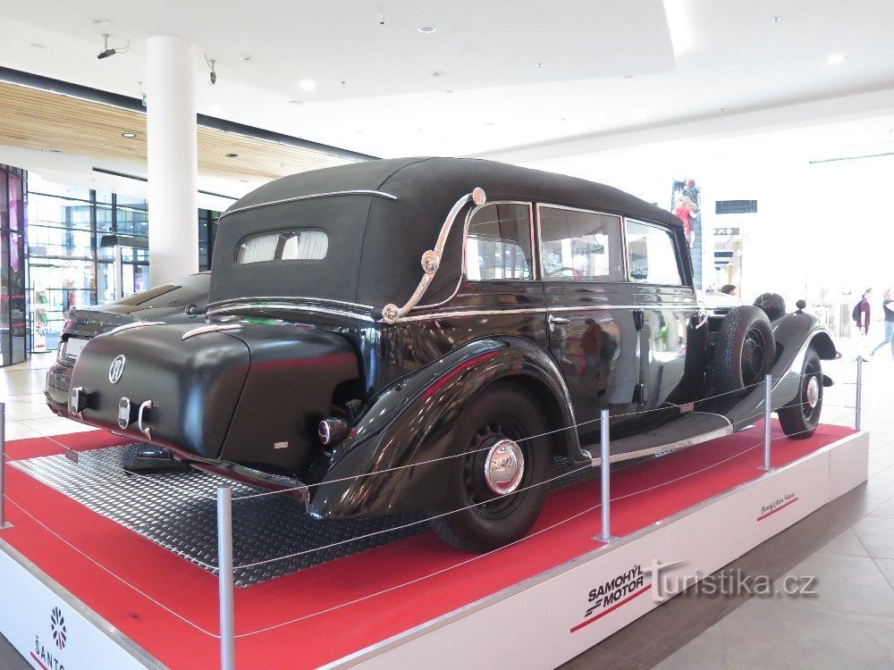 Olomouc – Con olor a gasolina o la belleza de los veteranos en Galeria Šantovka