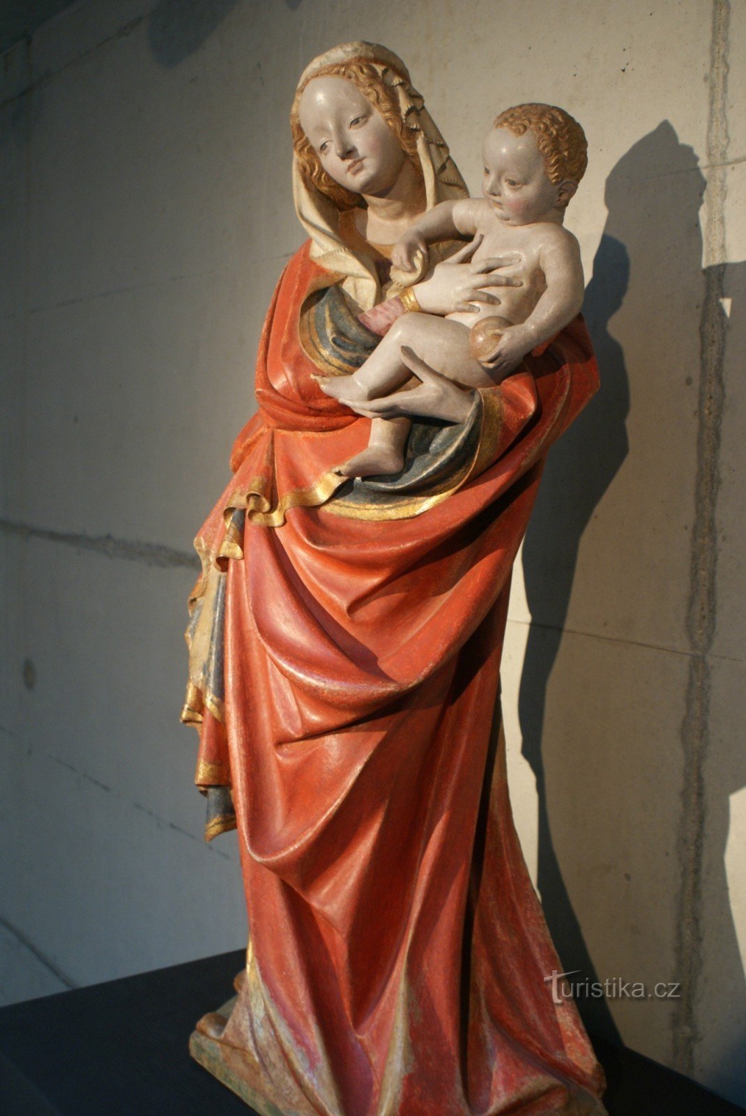 Olomouc - Šternberská Madonna, a joia da exposição do Museu da Arquidiocese