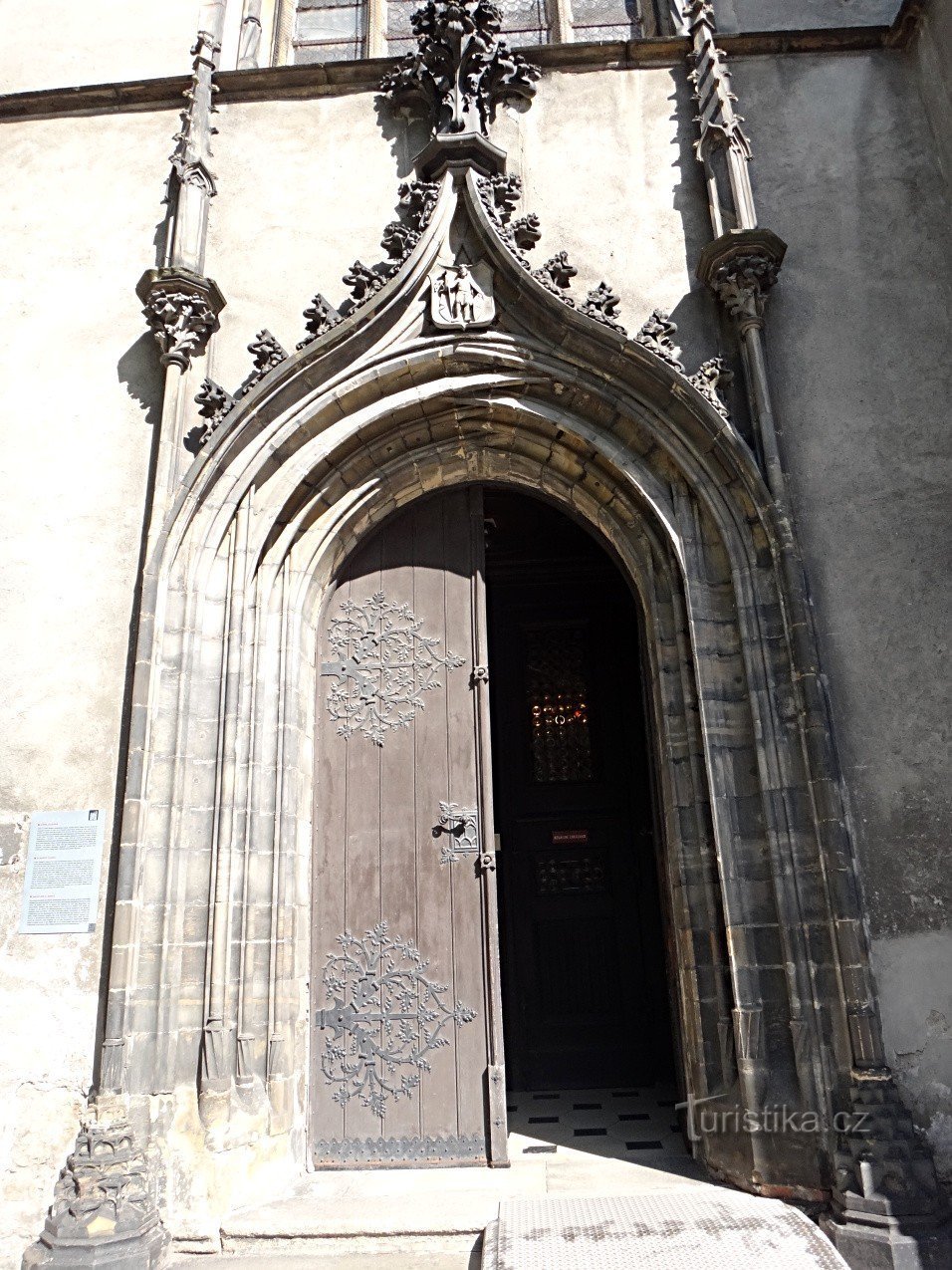 Olomouc bejárata a Szent István-templomhoz. Morice