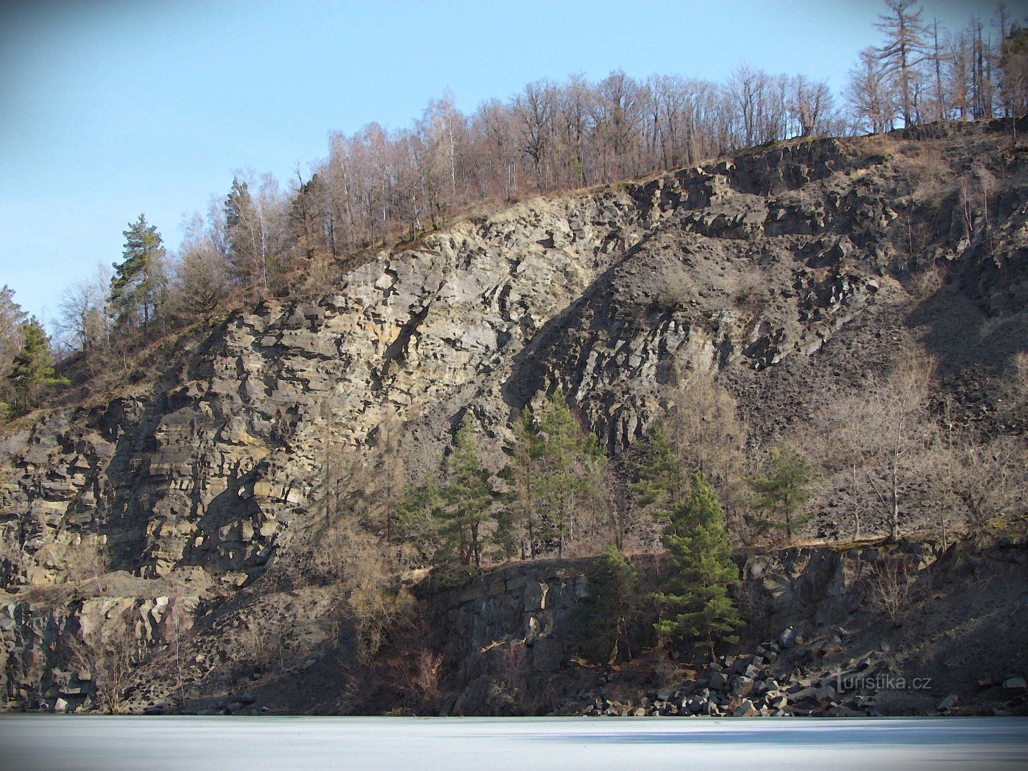 Olšovec - 浸水した採石場
