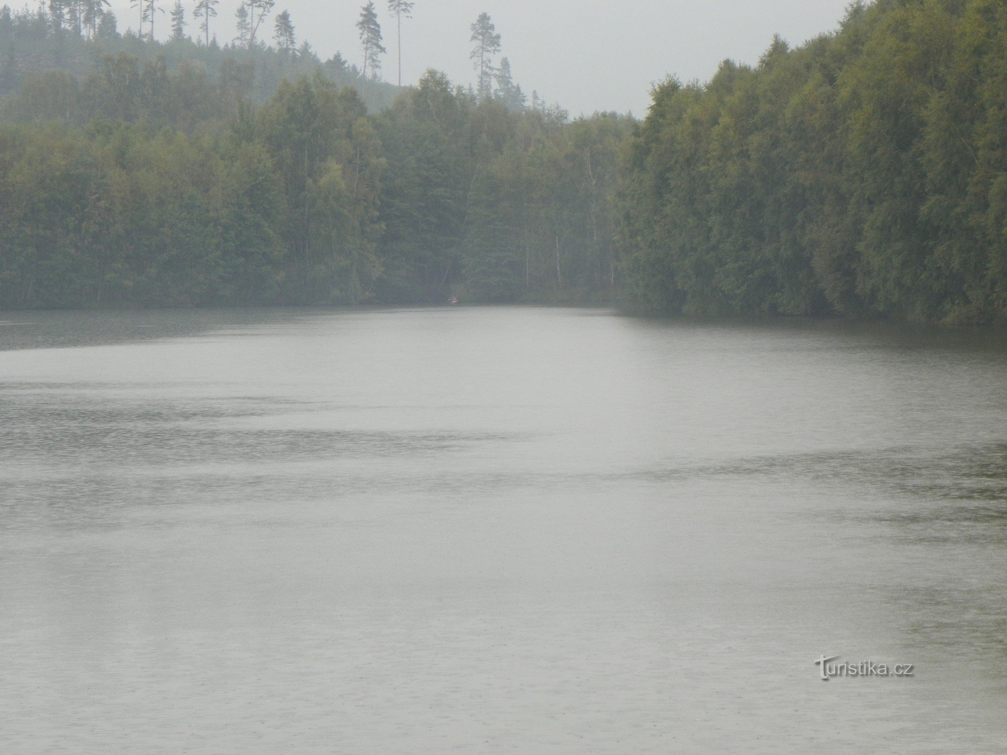 Altar acima das lagoas Kunratic