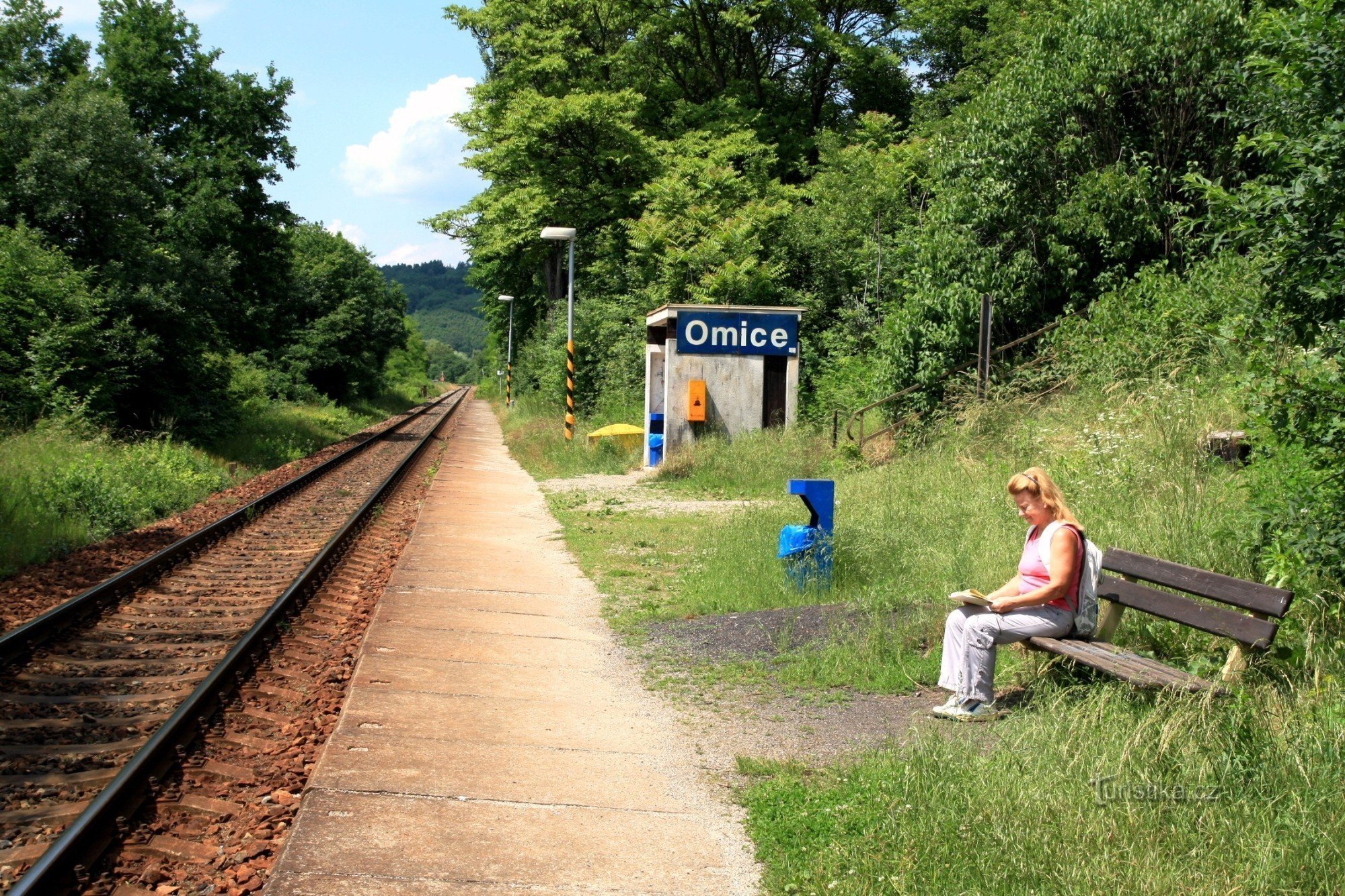 Omice - railway station