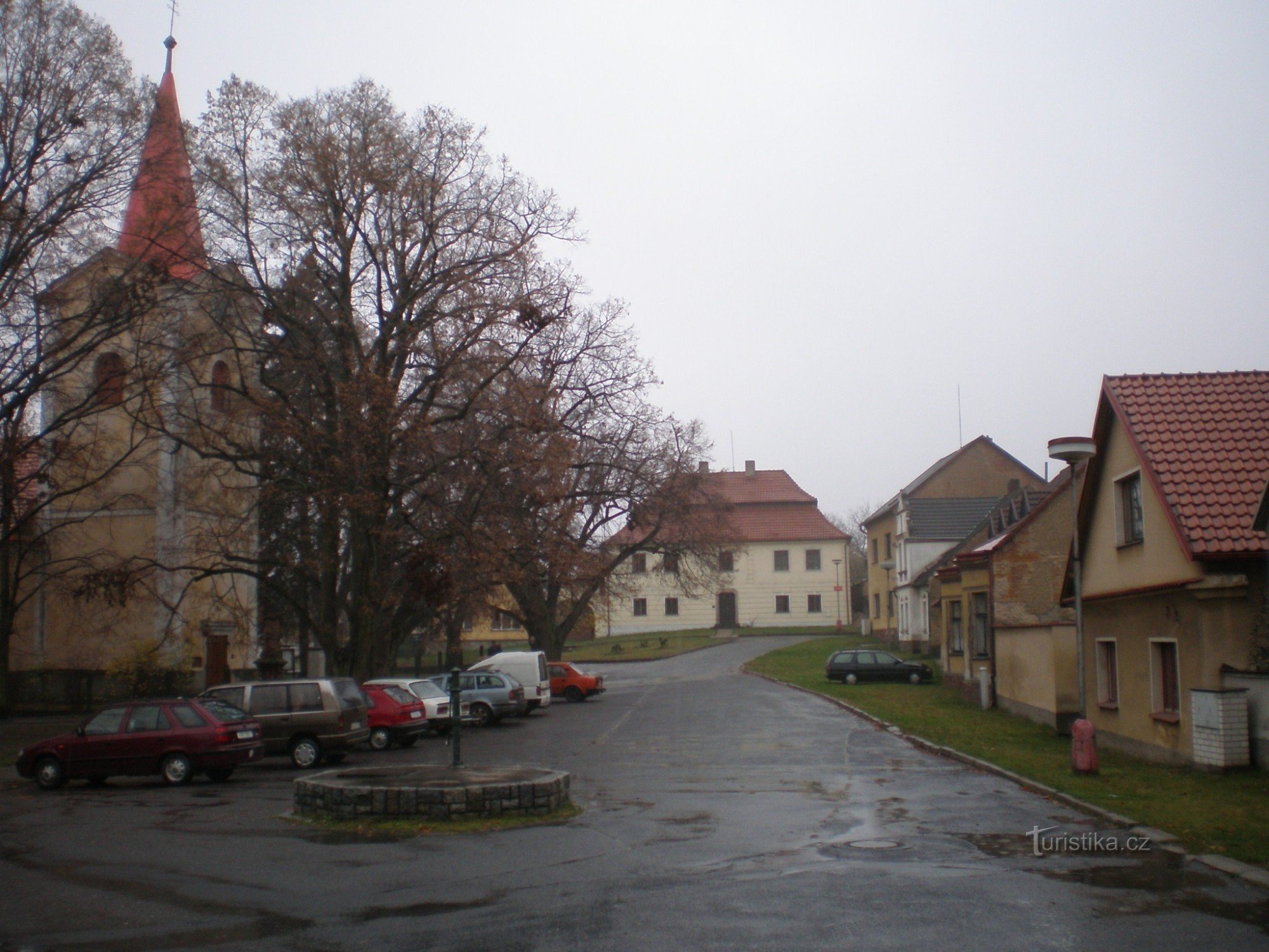 Ondřejov - náves