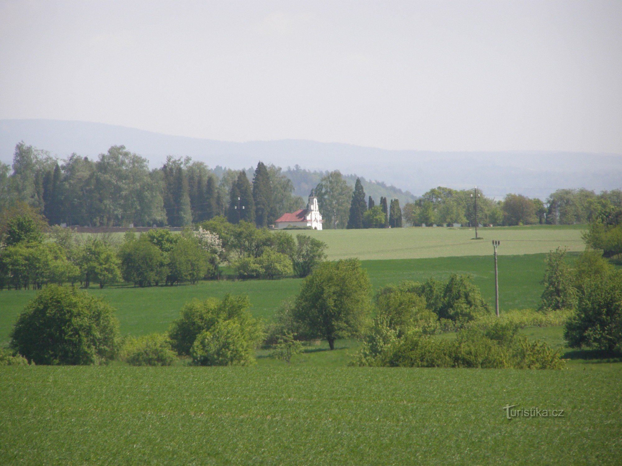 Opočno - chapelle du cimetière et St. Antonin de Padoue