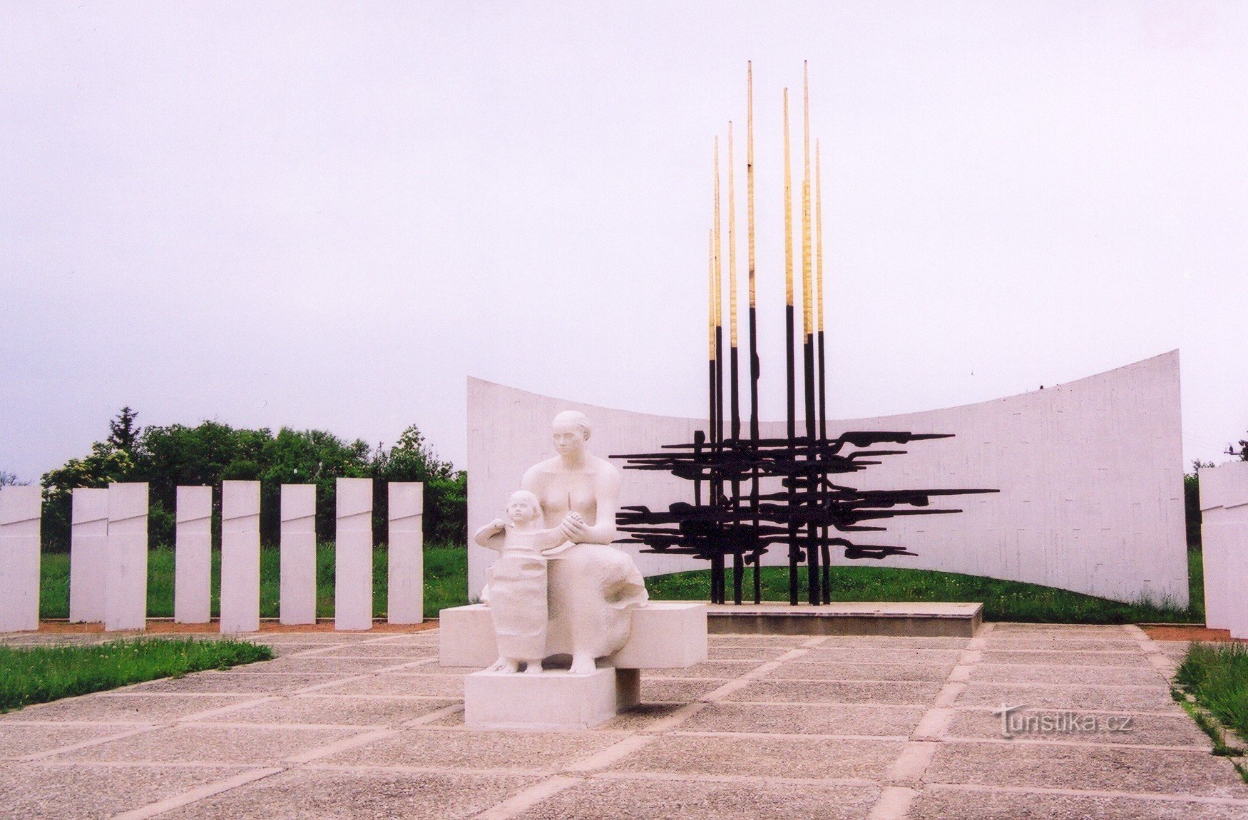 Orechov - monument