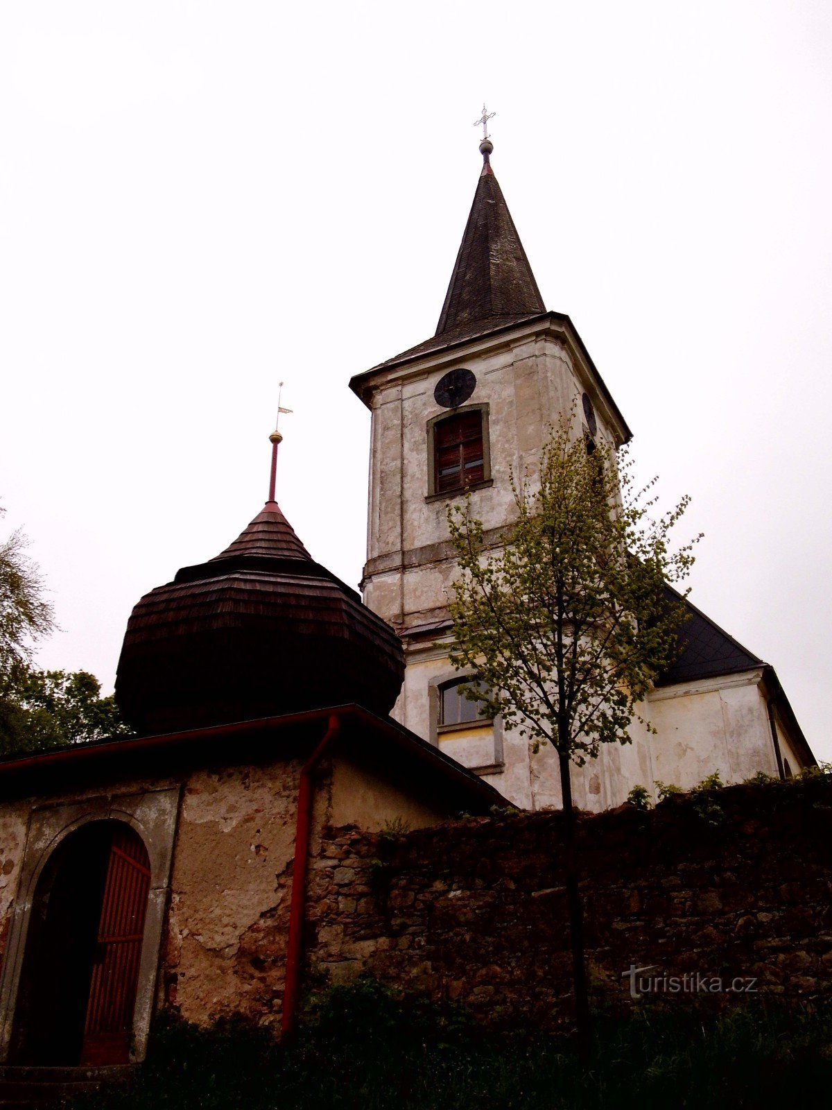 Visite de l'église cyclo d'Orlické