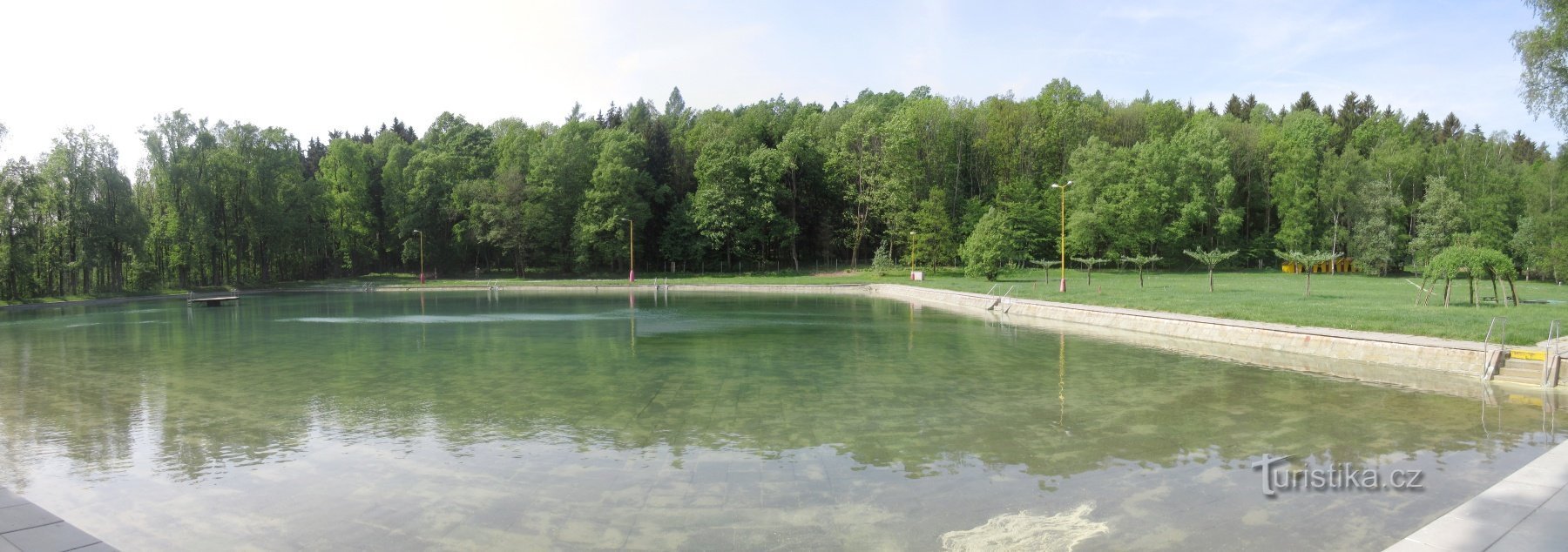 Osada Dachovy - Piscina Dachova, originalmente Dachova Sun Bath