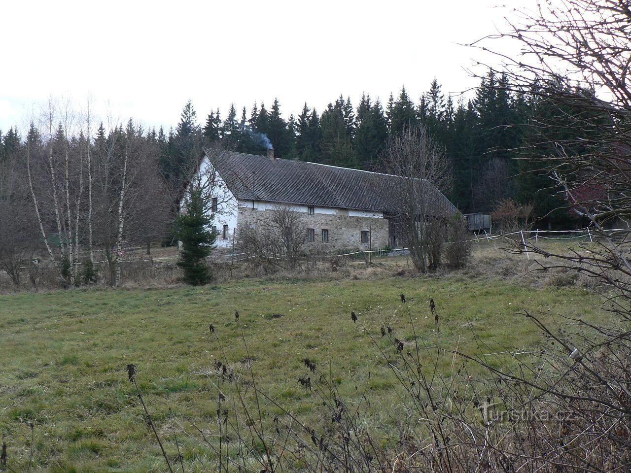 Osada Krousov, maison du côté sud