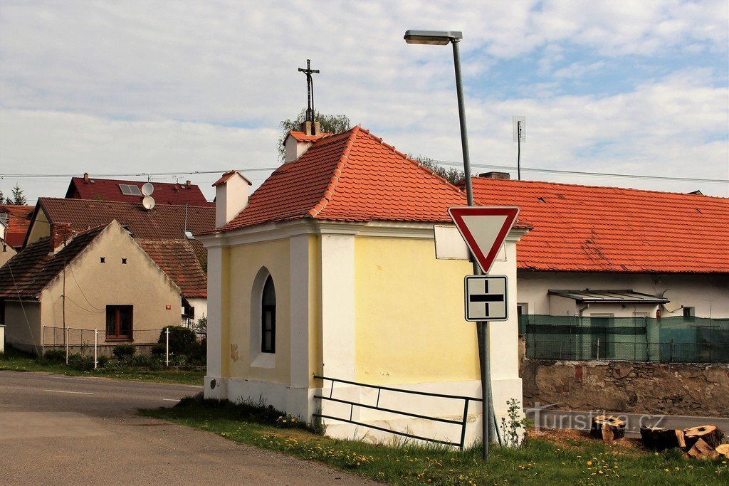 Osek, baksidan av kapellet St. Wenceslas