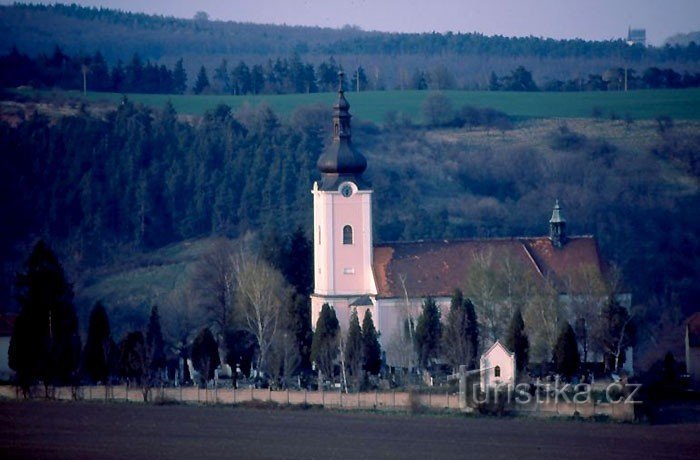 Oslavany - kerk van St. Nicholas