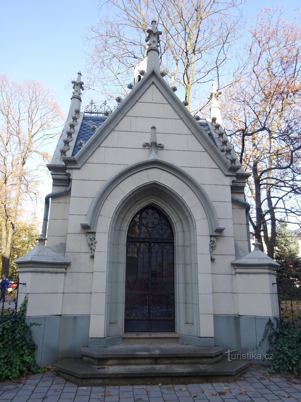 Ostrava - kapellet St. Elizabeth på platsen för den tidigare kyrkogården