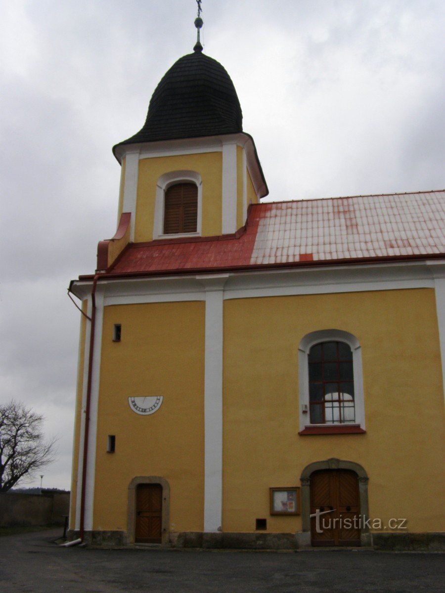 Osřetín - Biserica Buna Vestire a Fecioarei Maria