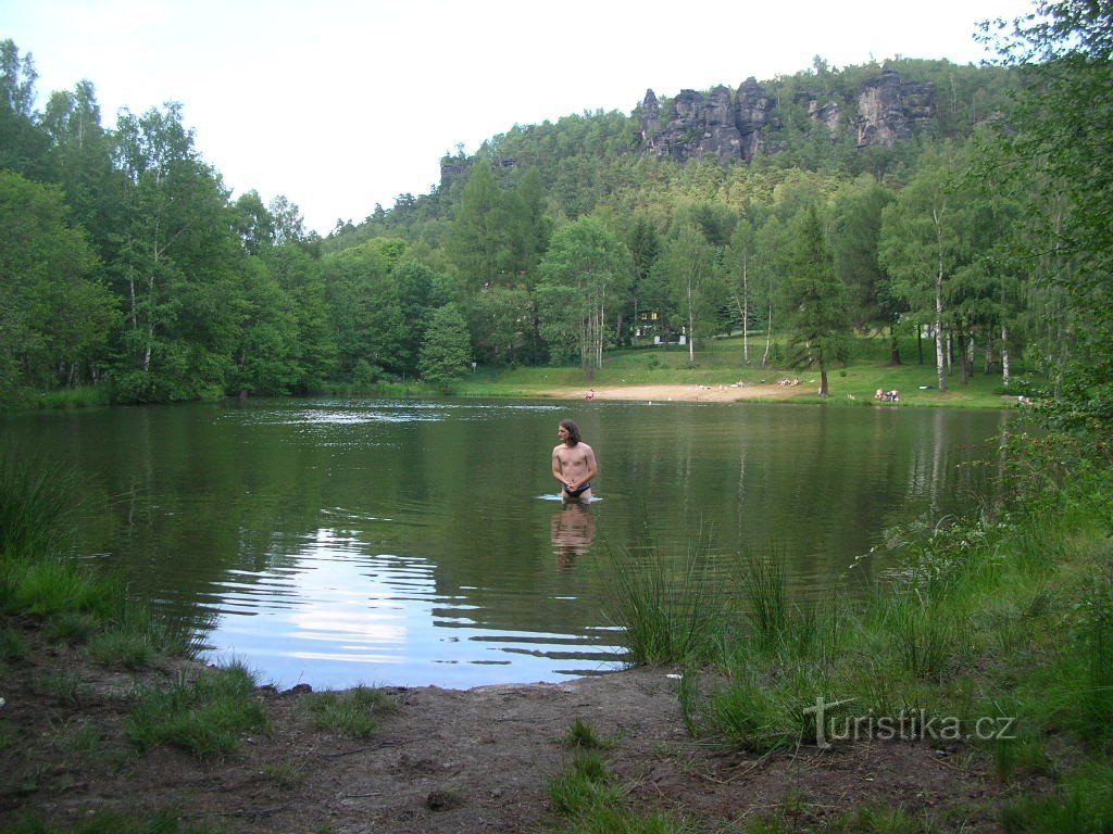 Ostrovské natural swimming pool