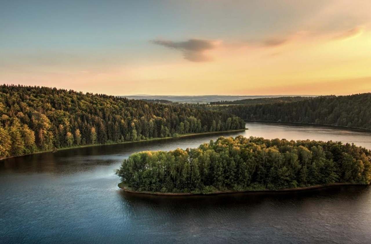 Uma ilha na barragem Seč