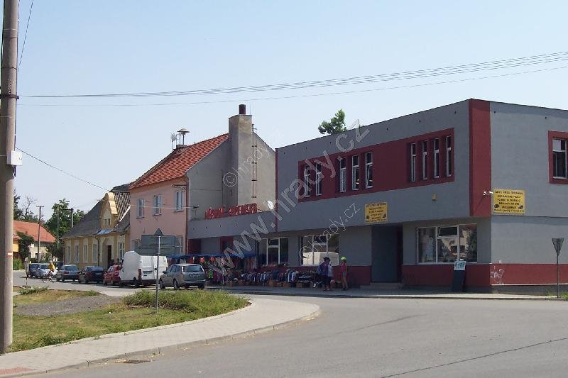 Otaslavice - dolní tvrz