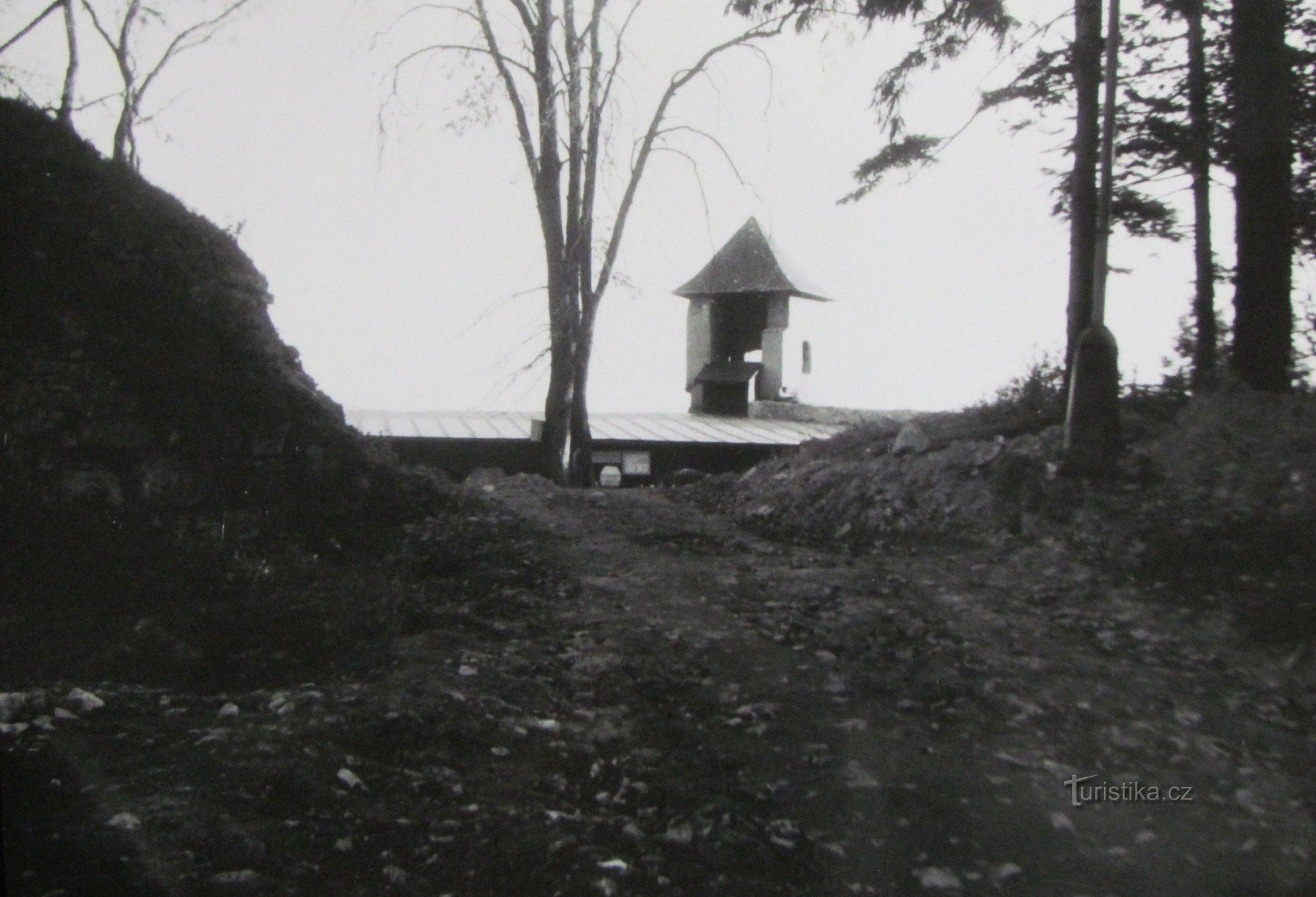 Ouverture du château de Brumovské au public en 2000