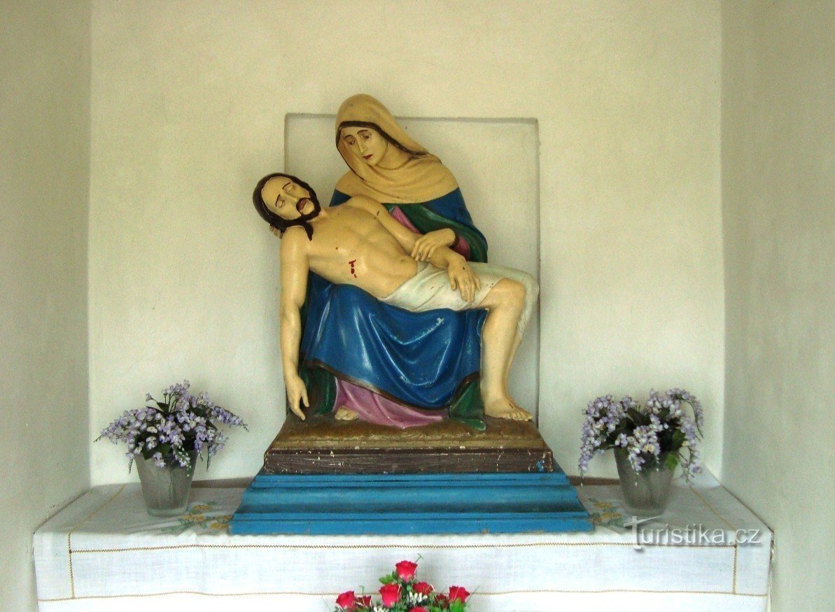 Otrokovice-chapel by the road to Machová-Photo: Ulrych Mir.